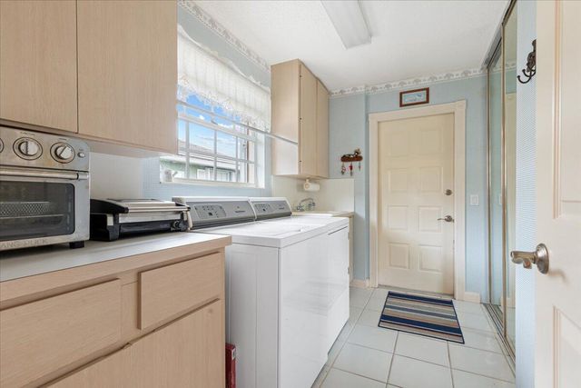1283 NW Bentley Circle B, Port St. Lucie, FL 34986