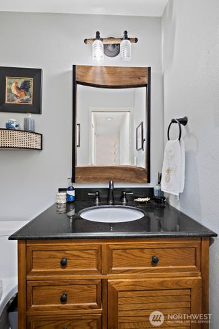 6514 NE 171st Place, Kenmore, WA 98028