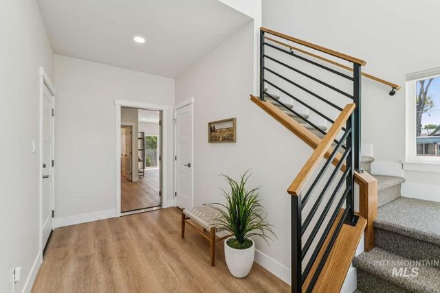 413 E 40th, Garden City, ID 83714