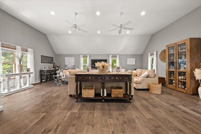 107 Doctor Braley, Freetown, MA 02717