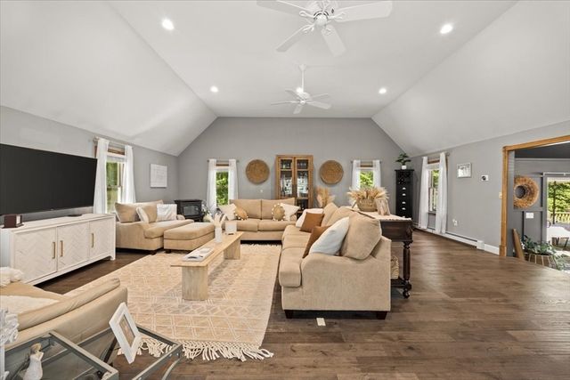 107 Doctor Braley, Freetown, MA 02717