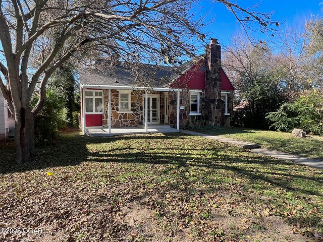 1716 S Harlem Avenue, Joplin, MO 64804