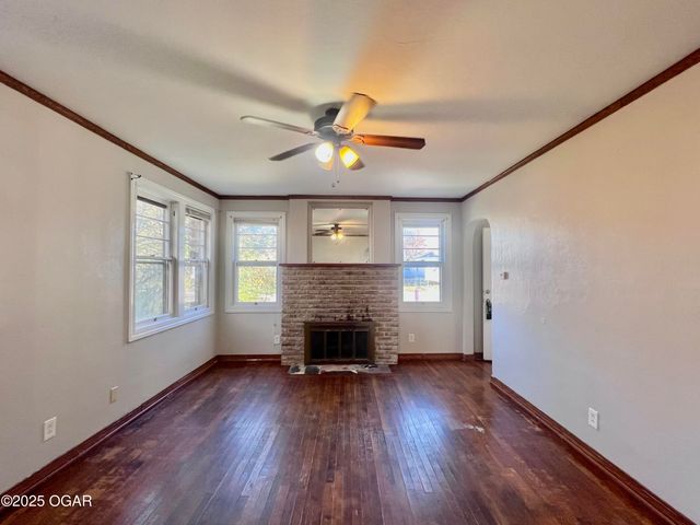 1716 S Harlem Avenue, Joplin, MO 64804