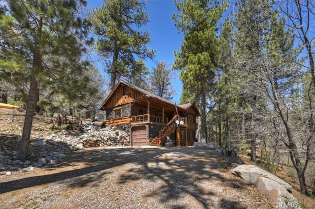 22 Polique Canyon, Fawnskin, CA 92333