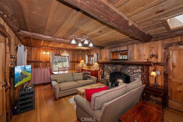 22 Polique Canyon, Fawnskin, CA 92333