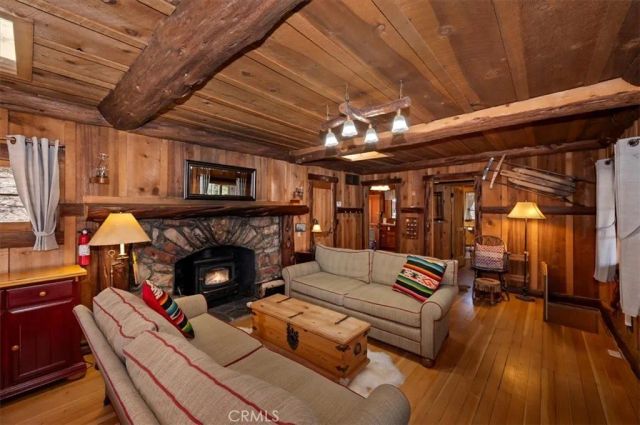 22 Polique Canyon, Fawnskin, CA 92333