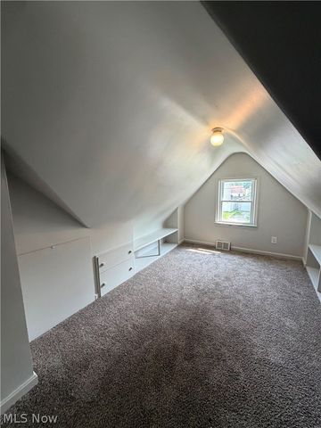 724 E 341st Street, Eastlake, OH 44095