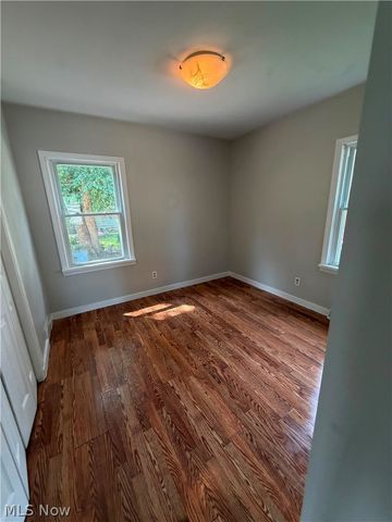 724 E 341st Street, Eastlake, OH 44095