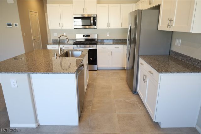 5269 Acadia Leaf Street, Las Vegas, NV 89166