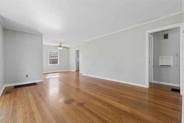 1102 Fenwick Place, Nichols Hills, OK 73116