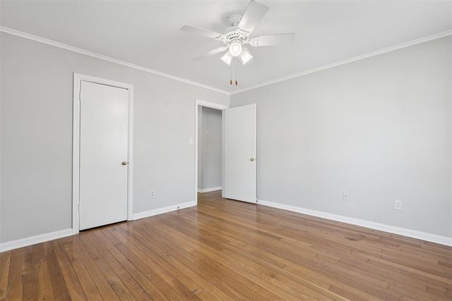 1102 Fenwick Place, Nichols Hills, OK 73116