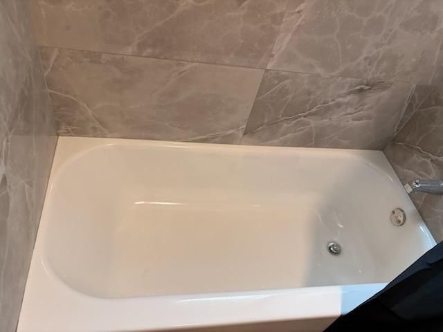 10501 S Corliss Avenue 2, Chicago, IL 60628