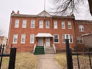 10501 S Corliss Avenue 2, Chicago, IL 60628