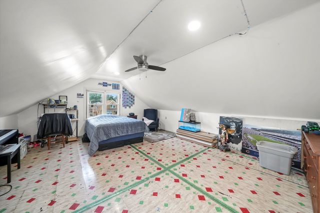 3829 Wisconsin Avenue, Berwyn, IL 60402