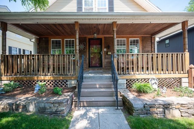 38 Gifford Dr, Worcester, MA 01606