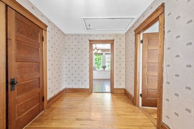 38 Gifford Dr, Worcester, MA 01606