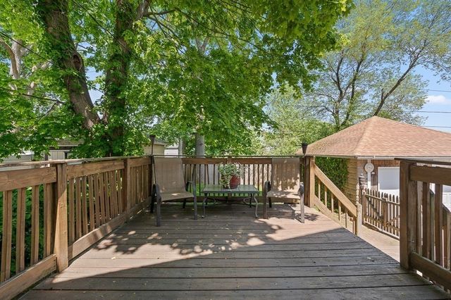 38 Gifford Dr, Worcester, MA 01606