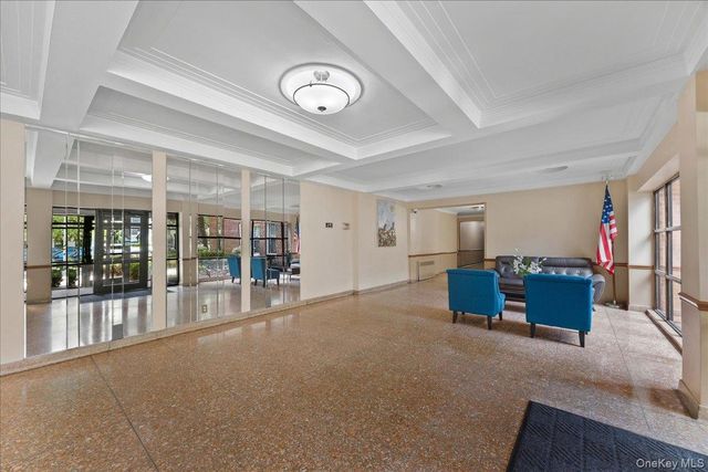 625 Gramatan Avenue 5O, Mount Vernon, NY 10552
