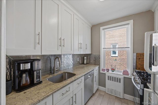625 Gramatan Avenue 5O, Mount Vernon, NY 10552