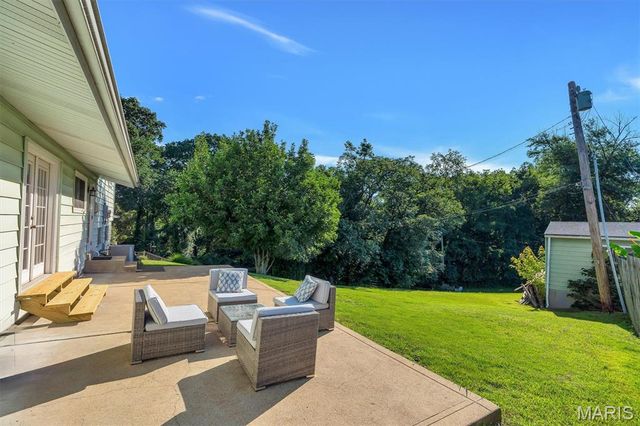 9968 Doerste Court, St Louis, MO 63123
