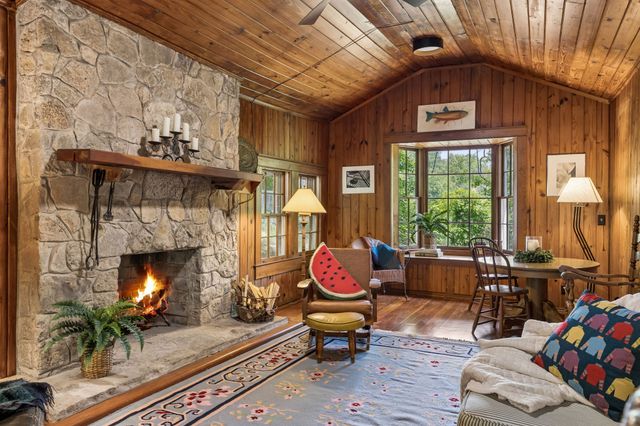 7941 Fernvale Rd, Fairview, TN 37062