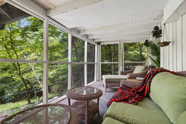 7941 Fernvale Rd, Fairview, TN 37062
