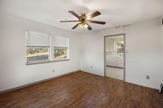 8 ESTANCIA VISTA Drive, Edgewood, NM 87015