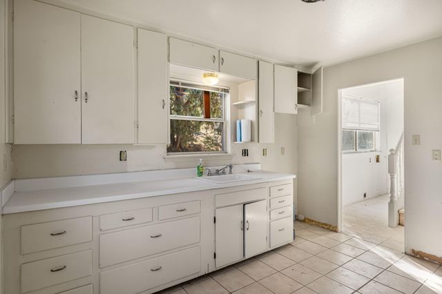 8 ESTANCIA VISTA Drive, Edgewood, NM 87015