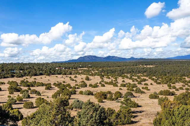 8 ESTANCIA VISTA Drive, Edgewood, NM 87015