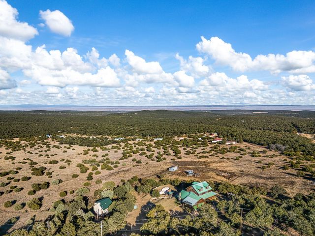 8 ESTANCIA VISTA Drive, Edgewood, NM 87015