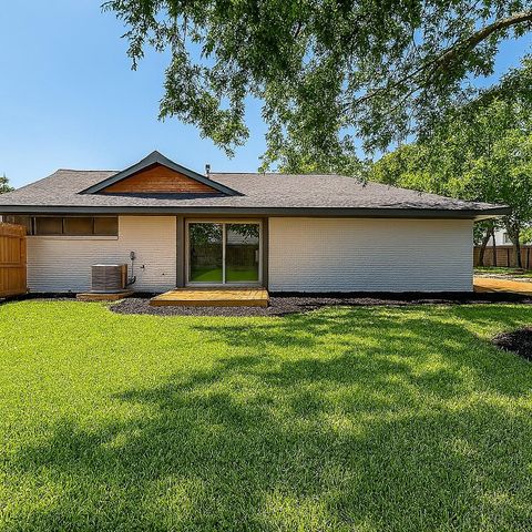 7810 Nairn Street, Houston, TX 77074