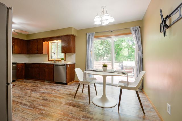 1400 Viking Drive, Buffalo, MN 55313