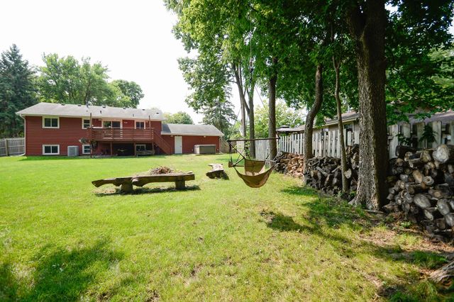 1400 Viking Drive, Buffalo, MN 55313