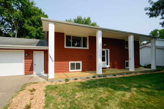 1400 Viking Drive, Buffalo, MN 55313