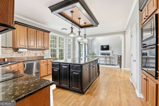 265 Hidden Lake Drive, Fayetteville, GA 30215