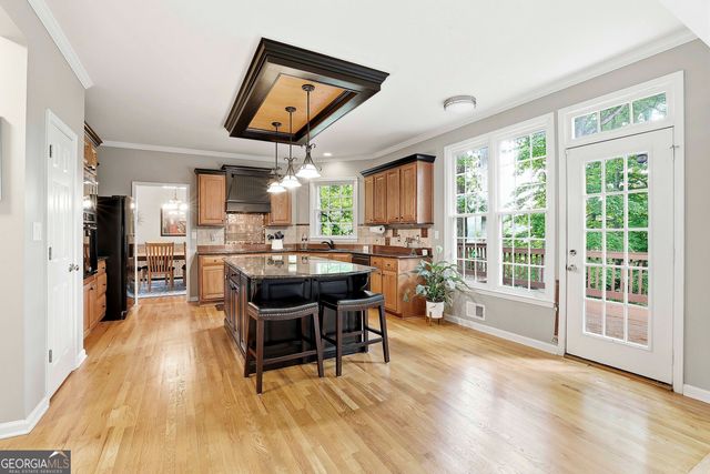 265 Hidden Lake Drive, Fayetteville, GA 30215