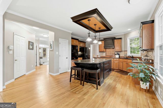 265 Hidden Lake Drive, Fayetteville, GA 30215