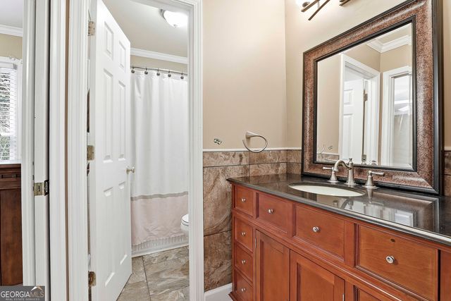 265 Hidden Lake Drive, Fayetteville, GA 30215