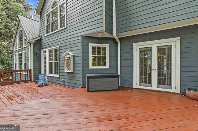 265 Hidden Lake Drive, Fayetteville, GA 30215