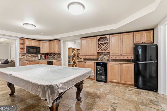 265 Hidden Lake Drive, Fayetteville, GA 30215