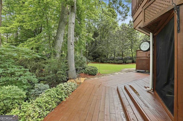 265 Hidden Lake Drive, Fayetteville, GA 30215
