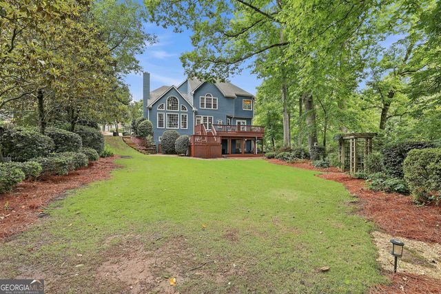 265 Hidden Lake Drive, Fayetteville, GA 30215