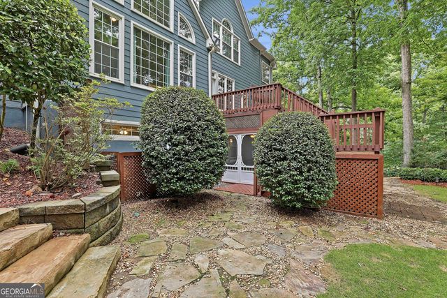 265 Hidden Lake Drive, Fayetteville, GA 30215