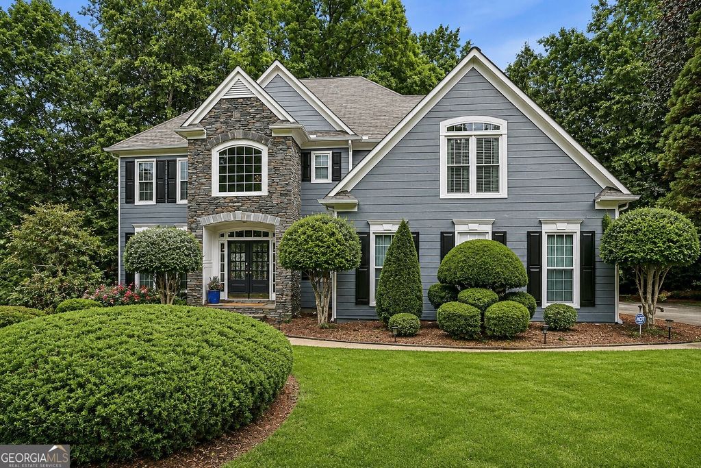 265 Hidden Lake Drive, Fayetteville, GA 30215