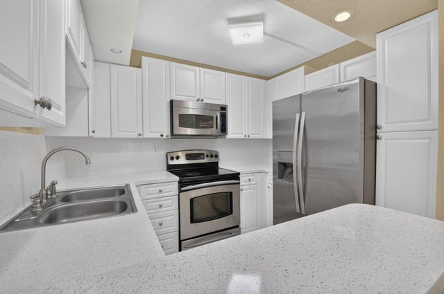 8230 Severn Drive A, Boca Raton, FL 33433