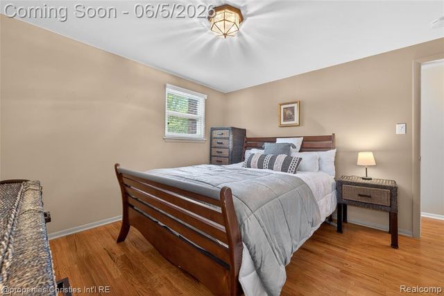 475 Henley Drive, Bloomfield Hills, MI 48304