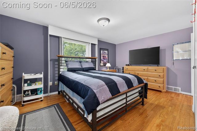 475 Henley Drive, Bloomfield Hills, MI 48304