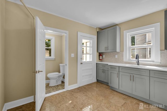 325 hancock Street, South Plainfield, NJ 07080