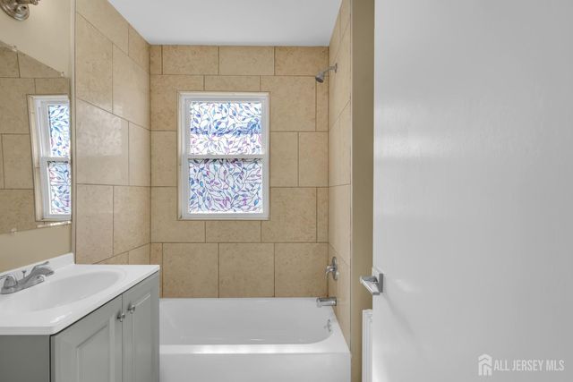 325 hancock Street, South Plainfield, NJ 07080
