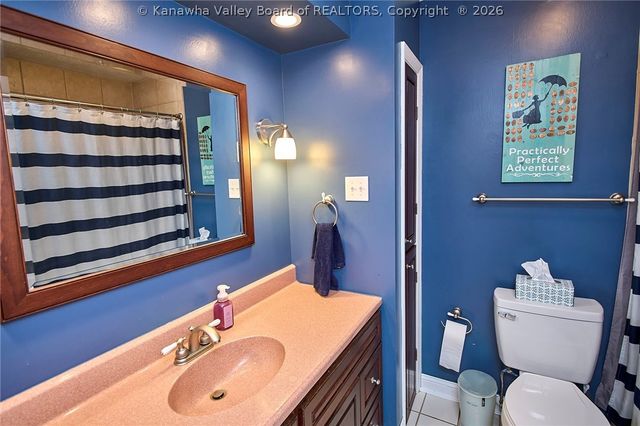 2024 Parkwood Road, Charleston, WV 25314